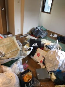 ゴミ屋敷　－滋賀県ー