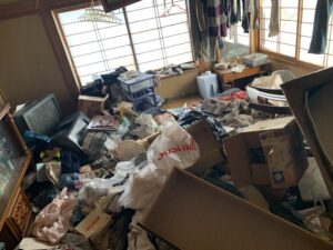 大阪府訳あり物件・ゴミ屋敷の和室