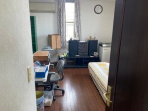 神奈川県の事故物件の整頓された部屋