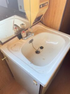 静岡県事故物件の洗面台