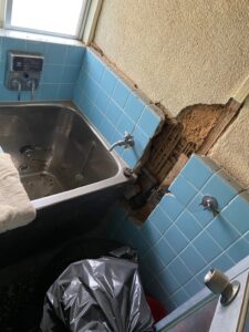 壊れかけの家　－大阪府高槻市－